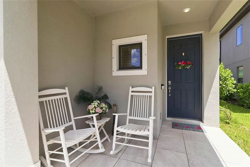 3 bed, 2.5 bath, 1790 sqft, $3,200 — Photo 3