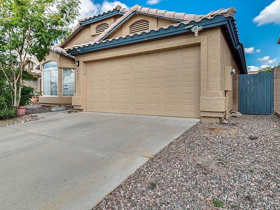 3rd image of 2228 E Wescott Dr