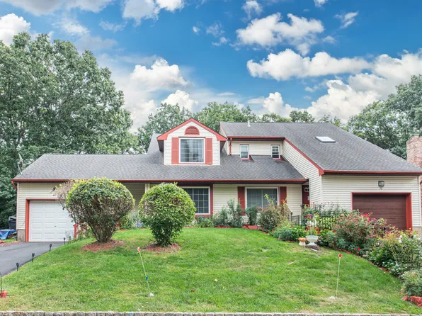 40 Livingston Ave #40, Dover, NJ 07801