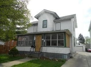 451 North Ave, Aurora, IL 60505