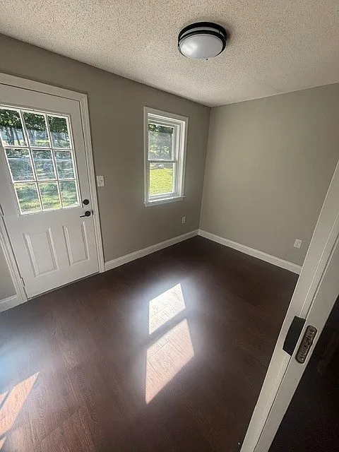 1 bed, 700 sqft, $2,200 — Photo 4