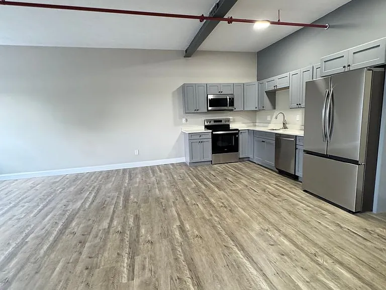 70 Webster St #204 — Photo 2
