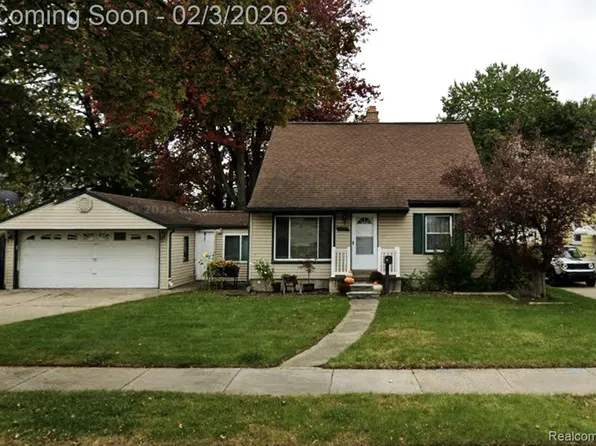 23041 Rosewood St, Oak Park, MI 48237