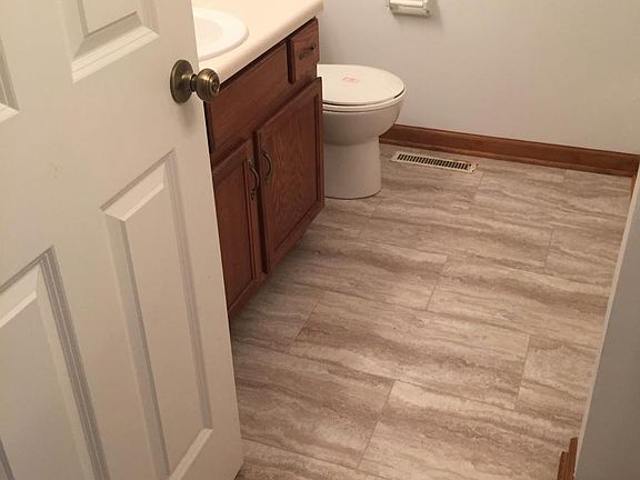 5th image of 502 Dornin St