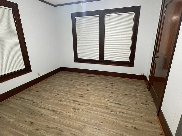 220 E Toronto Ave #2 — Photo 11