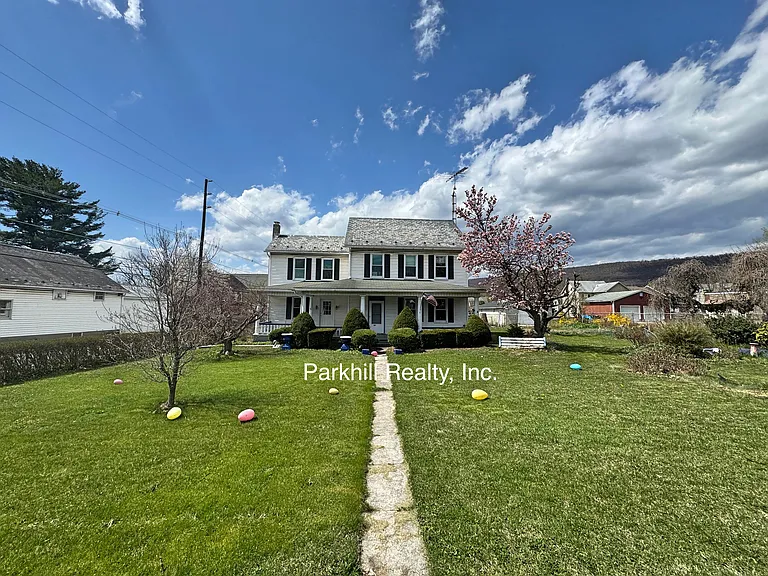 154 S Broadway — Photo 14