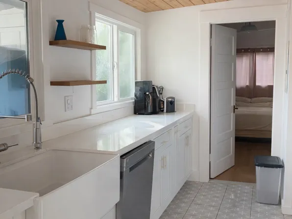 313 W Victoria St #1/2, Santa Barbara, CA 93101