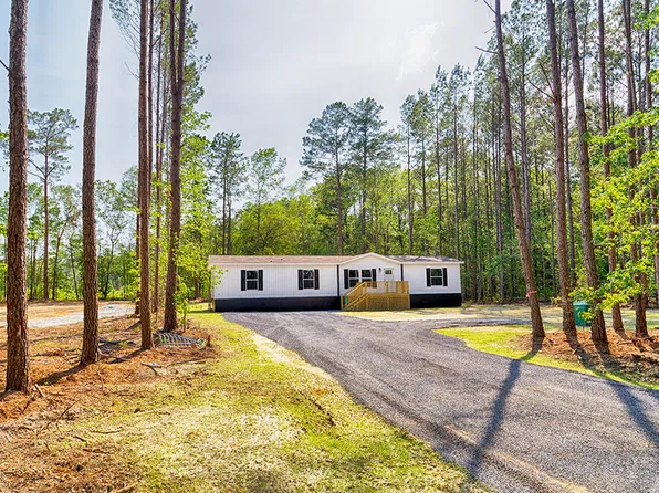 1559 Harmony Hall Rd, Round O, SC 29474