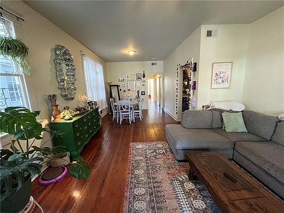 3rd image of 4512 S Miro St