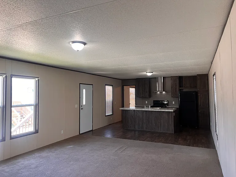 644 County Road 303 W — Photo 18