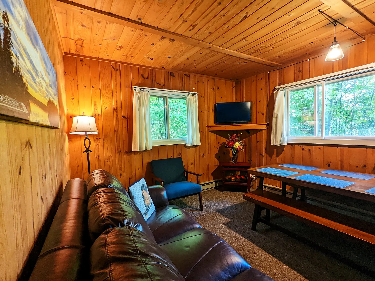 Snowmobile/Ice Fishing Cabin|Dec 1-Mar 31, Furnished Lakefront 2BR, One Season Price | Eagle River — Photo 2