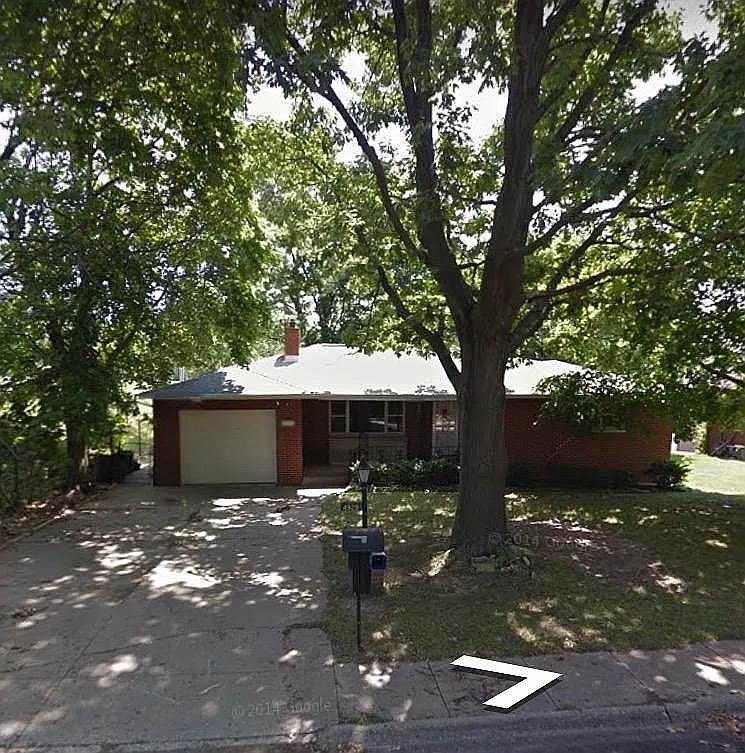 4928 N Everts Ct photo 1