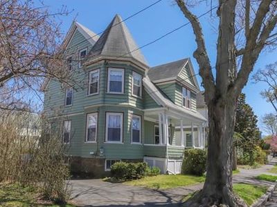 27 Shaw Rd, Swampscott, MA, 01907