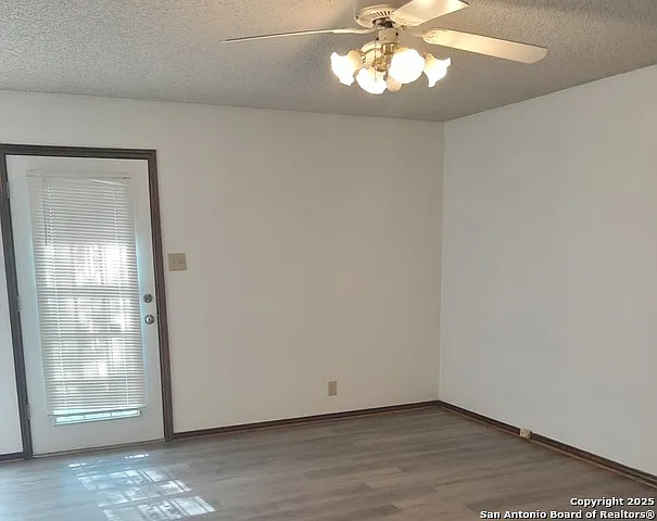 4202 W Shadow Oak Woods — Photo 10