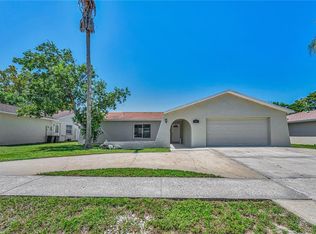 11121 Peppertree Ln, Port Richey, FL 34668