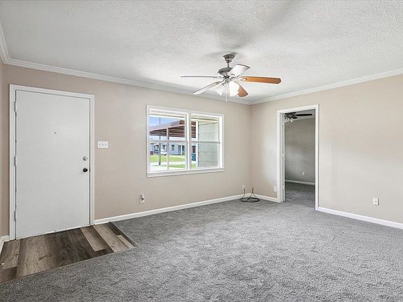 5th image of 2260 Toledo St