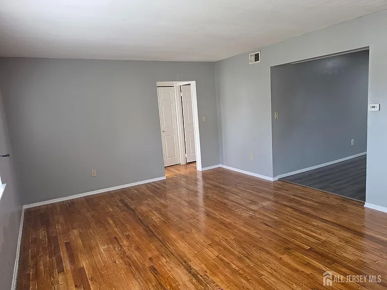 197 Evergreen Rd #3A — Photo 9
