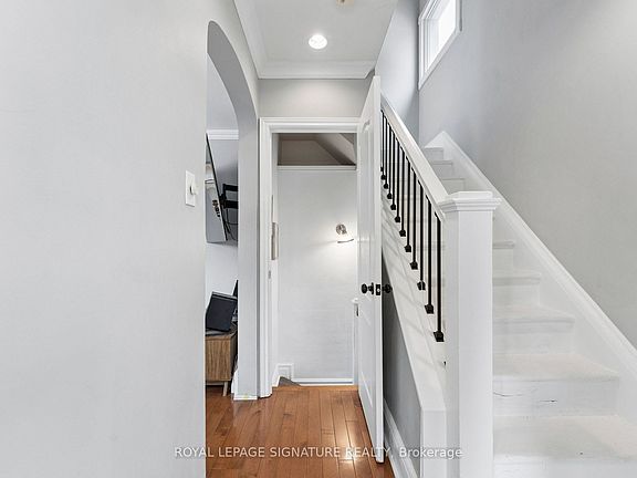 5th image of 71 English St