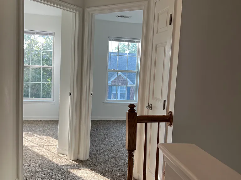 2347 Abington Dr — Photo 15