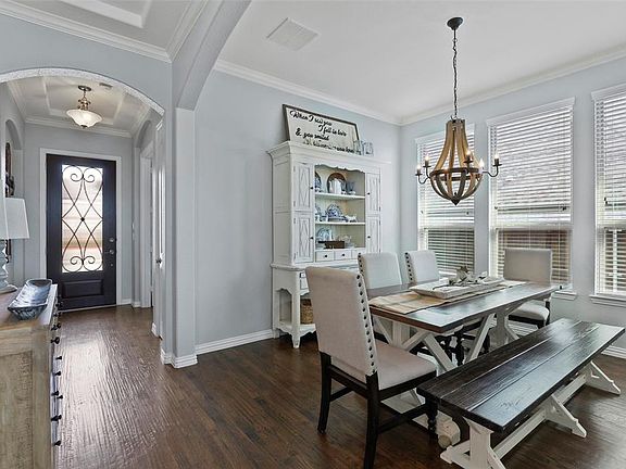 4th image of 1240 Livorno Dr