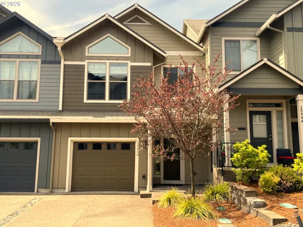 15450 SE Eckert Ln, Damascus, OR 97089