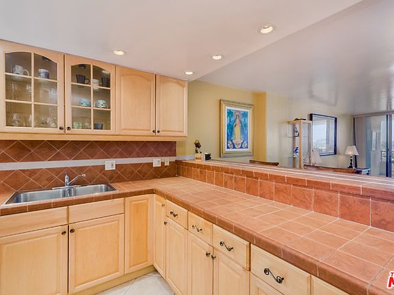 4th image of 4314 Marina City Dr Unit 324