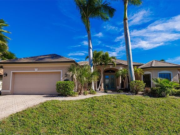2nd image of 4705 SW 23rd Ave