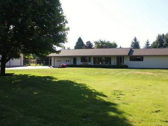 2nd image of 2006 E 3rd Ave