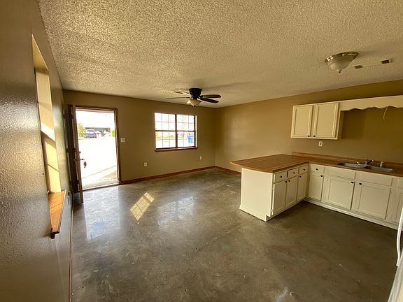3rd image of 55 Garrett Rd #2