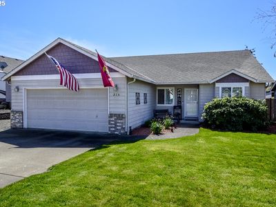 215 NW Howard Ln, Dallas, OR, 97338