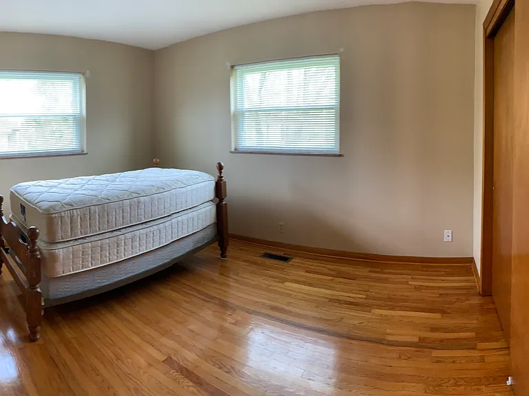 Brickey Ln — Photo 9