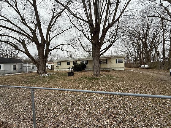 2nd image of 13601 Reid Rd NW