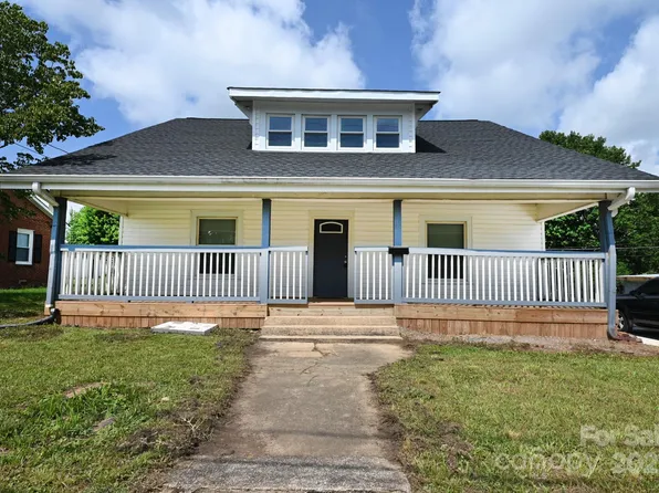 106 Virginia St SW, Lenoir, NC 28645