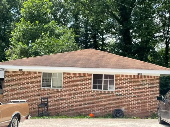 2831 Palm Dr, East Pt, GA 30344