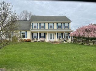 67 Pheasant Hill Rd, Summit Point, WV 25446