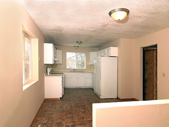 Dining Rm & Kitchen