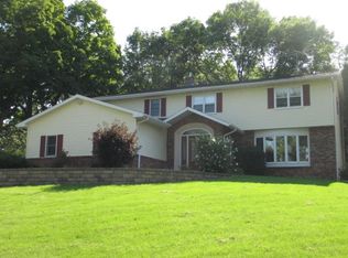 817 Hibbard St, Columbus, WI 53925