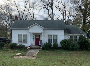 527 McLendon St, Ashburn, GA 31714