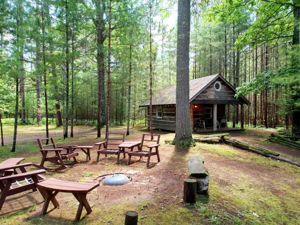 6266 Shaughnessy Ln, Land O Lakes, WI 54540