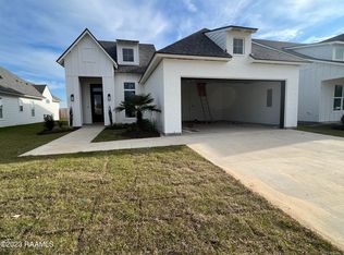 410 Sunshine Rise Dr, Broussard, LA 70518