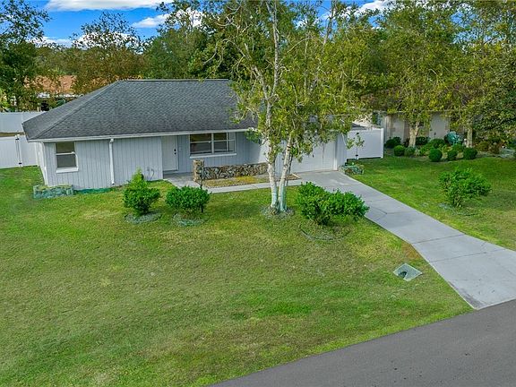 3rd image of 123 W Royalfern Pl