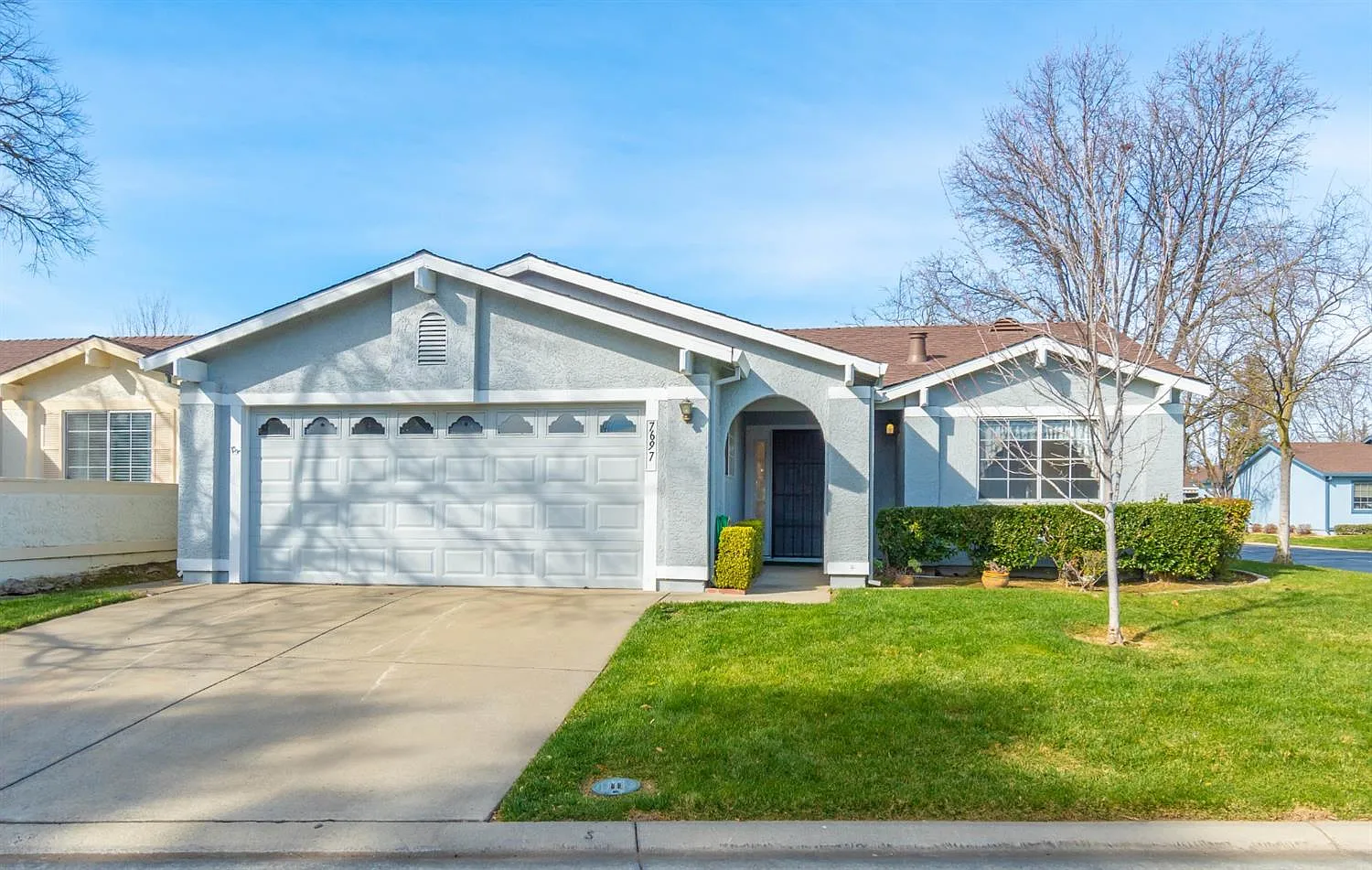 7697 Sunmore Ln photo 1