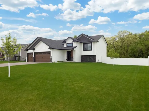 18592 Salem St NW, Elk River, MN 55330