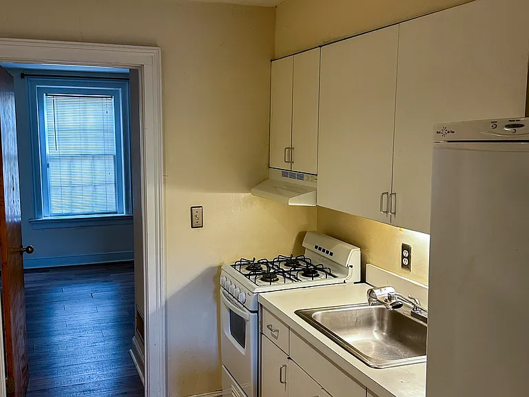 269 Dwight St #1 — Photo 4