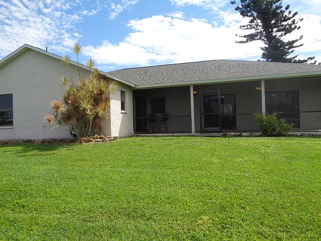 4412 SW 1st Pl — Photo 29