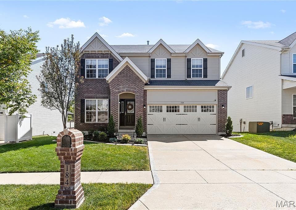 1st image of 184 Berry Manor Cir