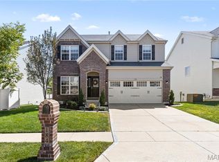184 Berry Manor Cir, Saint Peters, MO 63376