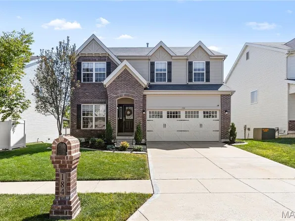 184 Berry Manor Cir, Saint Peters, MO 63376
