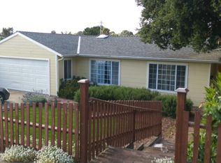 924 Paloma Rd, Del Rey Oaks, CA 93940