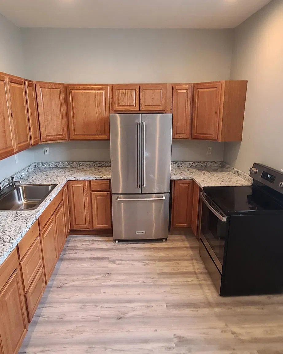 2 bed, 1100 sqft, $2,300 — Photo 4